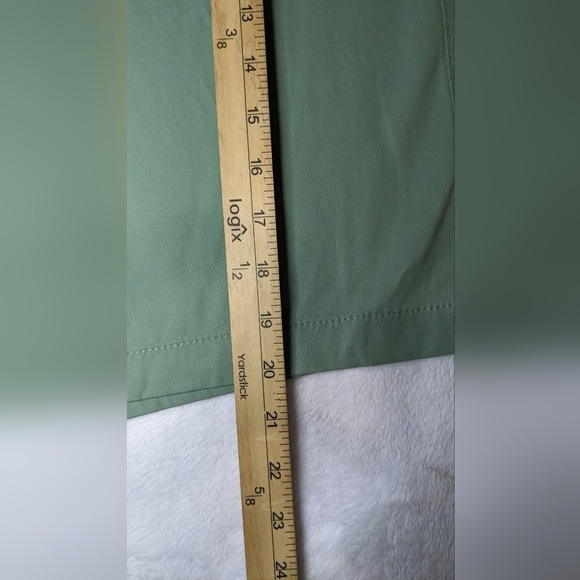 Tailor Vintage Hybrid regular Fit Shorts Green bay  9” Inseam size 44 - Picture 6 of 12